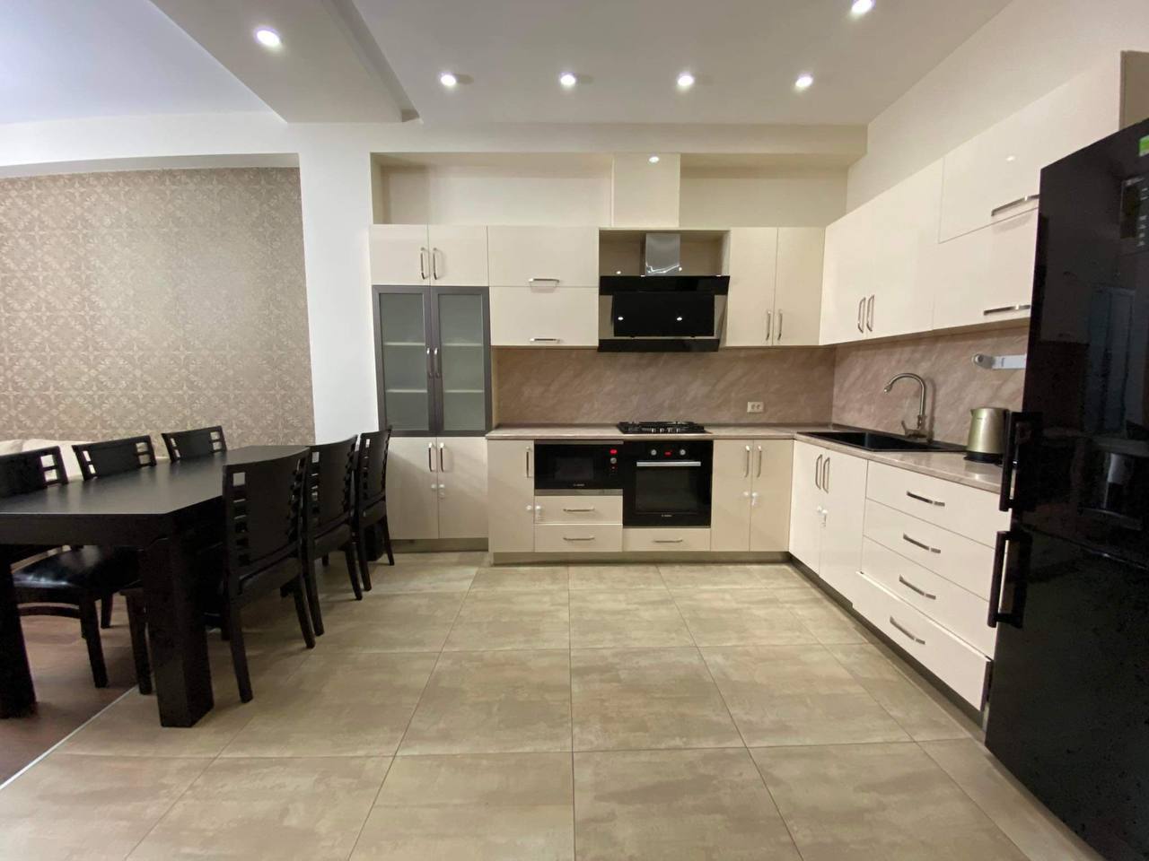 квартира 2+1 по улице Горгиладзе,88