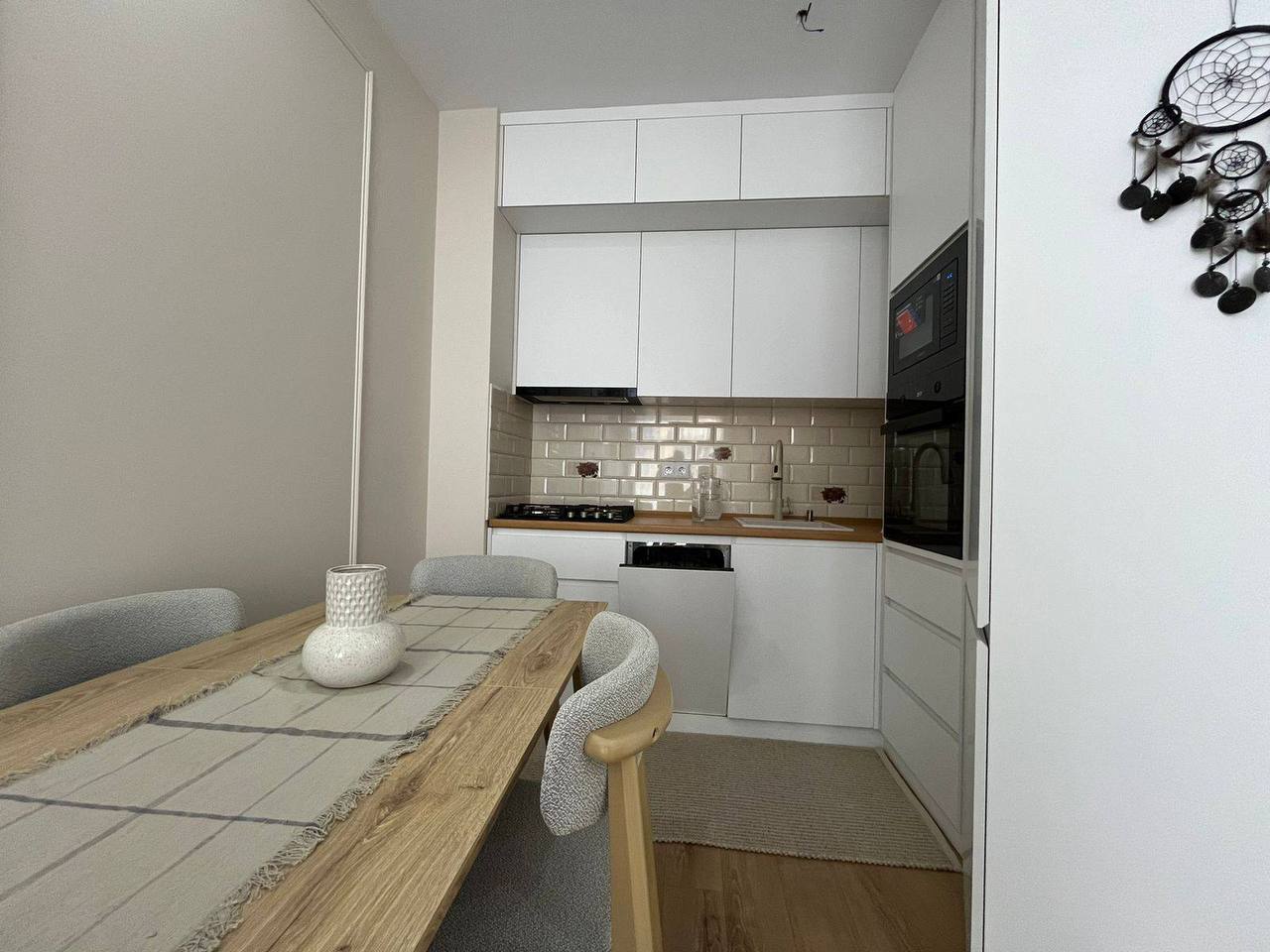 квартиру 1+1 по улице Агмашенебели,3