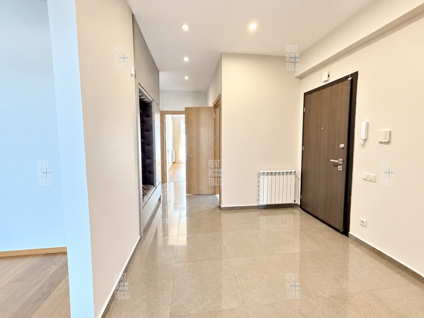 10 Givi Kartozia St
