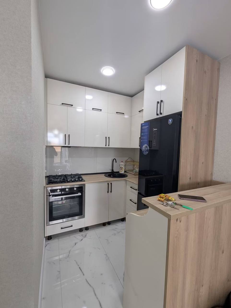 квартиру 2+1 по улице Лорткипанидзе, 24